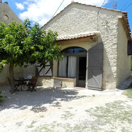 Veritable Mas Provencal Avec 3 En Pleine Nature * Cavillargues