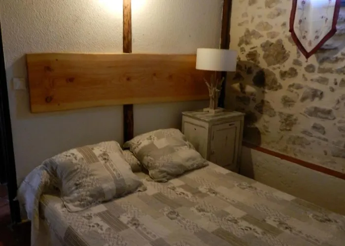 Veritable Mas Provencal Avec 3 En Pleine Nature Апартаменты Cavillargues