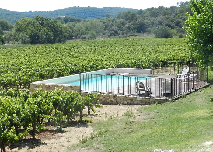 Veritable Mas Provencal Avec 3 En Pleine Nature Апартаменты