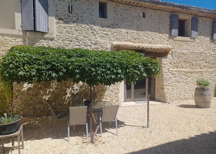 Veritable Mas Provencal Avec 3 En Pleine Nature Апартаменты